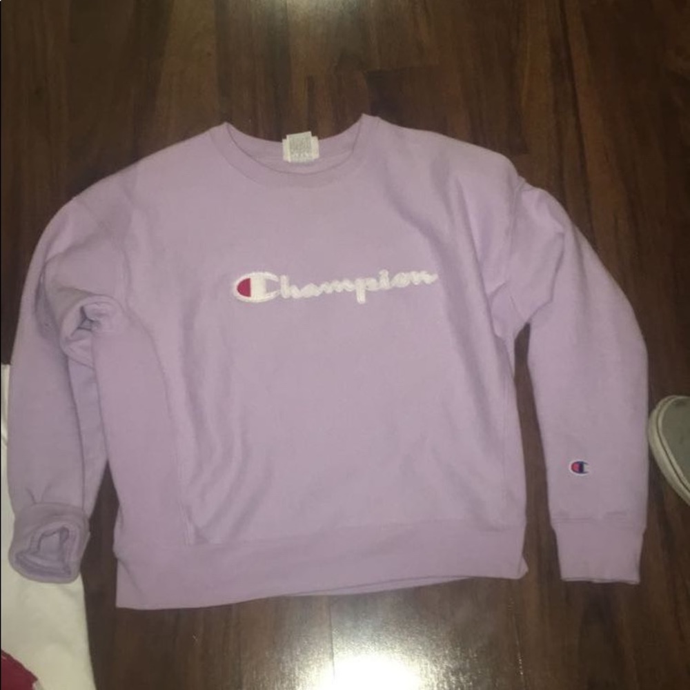 Champion crew neck. - Picture 1 of 1